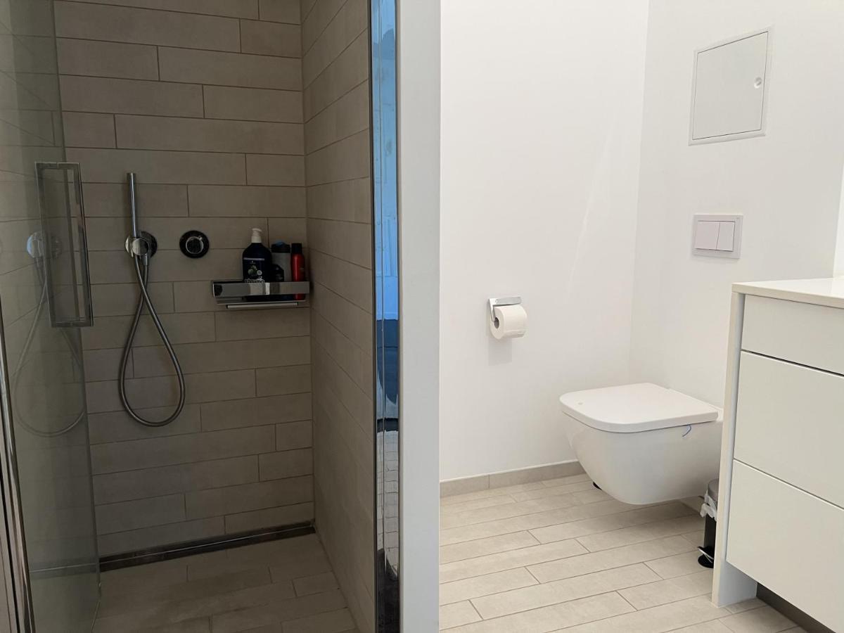 Luxury Waterfront Apartment Berlin Ngoại thất bức ảnh