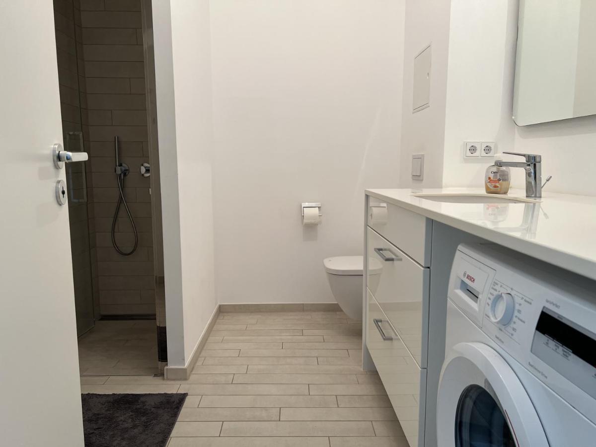 Luxury Waterfront Apartment Berlin Ngoại thất bức ảnh